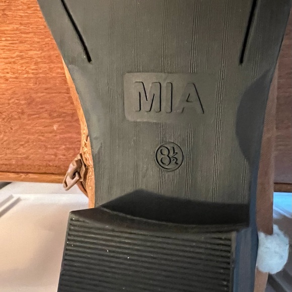 MIA Over the Knee Suede Boot - Picture 6 of 7